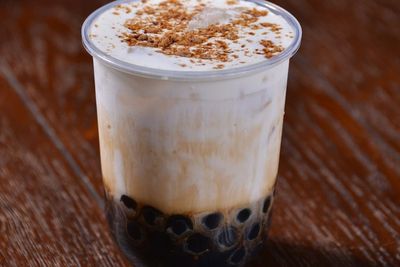 Terlalu Sering Minum Boba, Remaja Ini Dilarikan ke Rumah Sakit