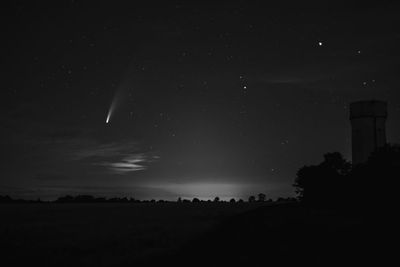 Momen Langka, Besok Komet Neowise akan Melintas di Langit di Indonesia 