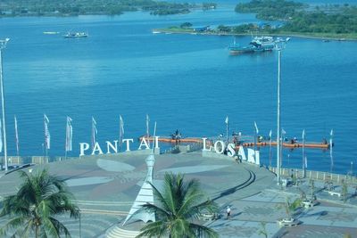 Pemkot Makassar Kembali Buka Wisata Pantai Losari untuk Umum