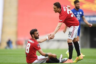 Nemanja Matic dan Bruno Fernandes, Duet Apik Jalur Serangan MU