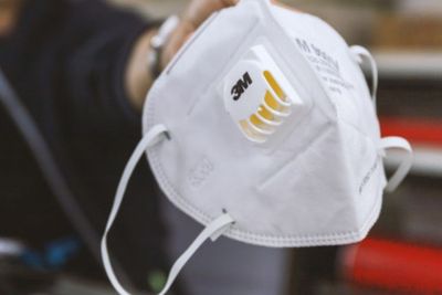 Masker dengan Filter Udara Justru Rawan Tularkan Virus Corona