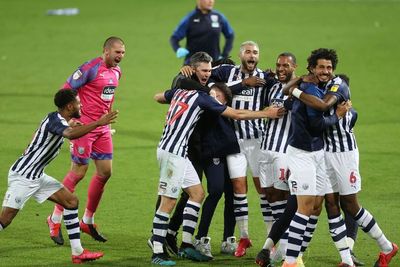 FOTO: Selebrasi West Brom Setelah Dipastikan Promosi ke Premier League