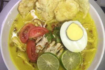 Resep Soto Ayam Kuah Santan Nan Gurih Lagi Sedap
