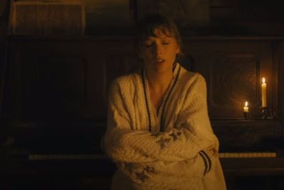 Cardigan di Single Terbaru Taylor Swift, Paling Banyak di Pencarian Google