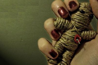 5 Arti Mimpi Disantet Menurut Primbon Jawa, Ini Maknanya