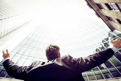 Ingin Sukses di Usia Muda? Coba 9 Kebiasaan Baik Ini dalam Kehidupan Sehari-hari