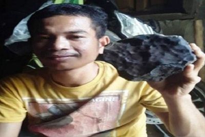 Penemu Batu Hitam yang Jatuh dari Langit di Tapteng Berprofesi Sebagai Pembuat Peti Mati