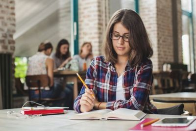 Introvert Merupakan Pendengar yang Baik, Benarkah?