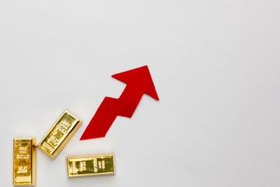 Emas Antam Naik Lagi, Emas Dunia Malah Turun 0,04%