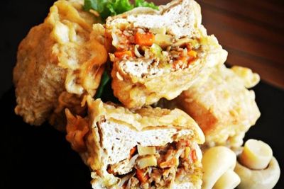 Tahu Isi Ayam Pedas, Kudapan Nikmat Penunda Lapar