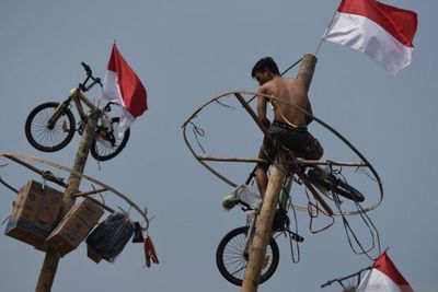 Perlombaan Panjat Pinang di Jakarta Terancam Dilarang Dilakukan karena Corona