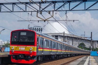 Ganjil Genap Diterapkan, Jumlah Penumpang KRL Justru Menurun