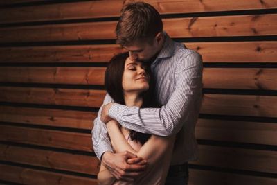 Kisah Cinta Terlarang Karyawan dengan Nasabah yang Sudah Beristri, Rela Jadi Selingkuhan
