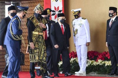 Jokowi Pakai Baju Adat Sabu dari NTT, Ketua DPR Puan Maharani Lempar Pujian