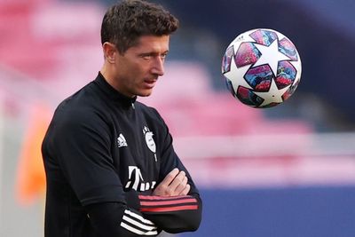 Siap Bertarung dengan Bayern, Setien: Lewandowski Hebat Tapi Dia Bukan Messi