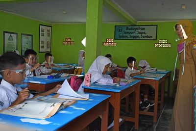 Kemendikbud Sebut 2.473 Sekolah di Zona Hijau-Kuning Telah Belajar Tatap Muka