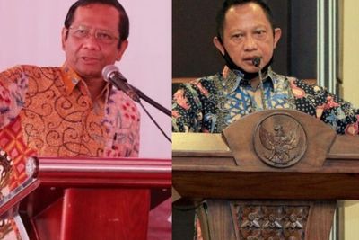 Resmi Dilantik Jokowi, Mahfud MD dan Tito Karnavian Jadi Ketua dan Wakil Kompolnas