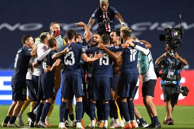 Fans Marseille dan PSG Bentrok, Larangan Penggunaan Atribut PSG Akhirnya Dicabut