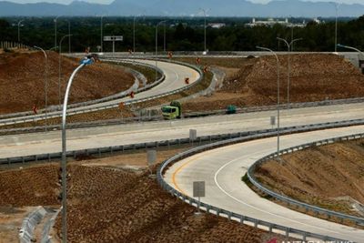 Presiden Jokowi Resmikan Tol Pertama di Aceh