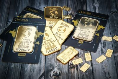 Harga Emas Telah Menjauhi Level Tertinggi, Pengamat Sarankan Ini untuk Investor