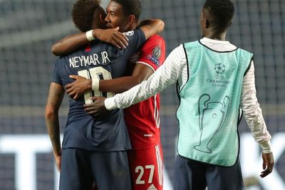 Ini Kata Alaba Soal Pelukan untuk Neymar Usai Final Liga Champions