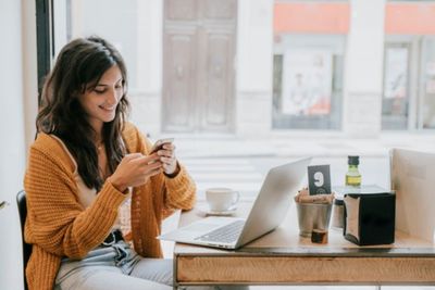 Biar Chatting Makin Seru, Ini Cara Membuat Tulisan Unik di WhatsApp