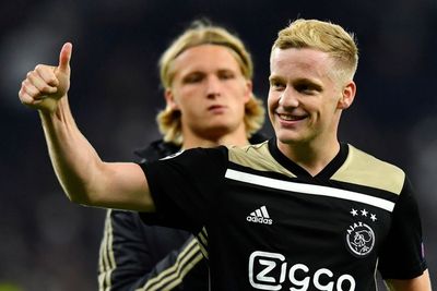 Van de Beek Ingin Mengikuti Jejak Van Persie dan Van Nistelrooy di Manchester United