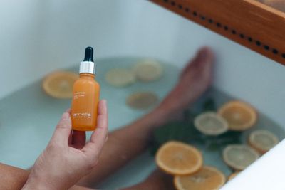 Cara Mudah Membuat Serum Vitamin C di Rumah, Cobain Yuk