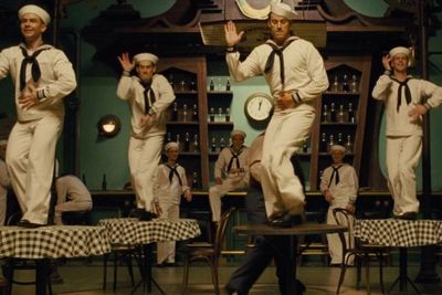 4 Film Komedi Terbaik di Netflix yang Lucu dan Menghibur