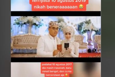 Berawal dari Candaan di WA, Wanita Ini Dipersunting Nasabahnya: Suamiku Nasabahku