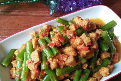 Yuk, Bikin Buncis Siram Oncom Pedas untuk Bekal Makan Siangmu
