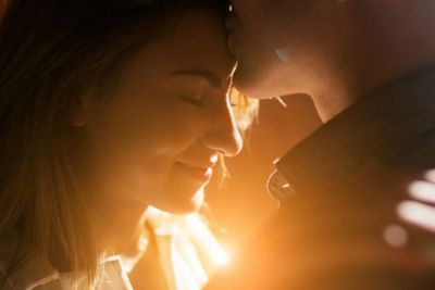 Romantis, Deretan Lagu Cinta Klasik Terbaik Sepanjang Masa