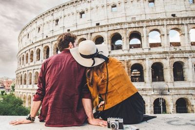 Dear Traveller Jomblo, Kamu Bisa Sewa Pacar Instagram di Roma!