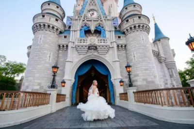 Sebentar Lagi, Disneyland Bisa Jadi Lokasi Pemotretan Pernikahan Lho!