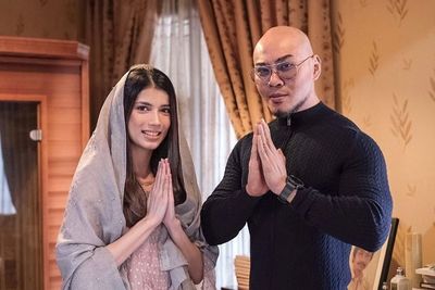 Deddy Corbuzier dan Sabrina Chairunnisa Umumkan Perceraian Setelah 3 Tahun Menikah