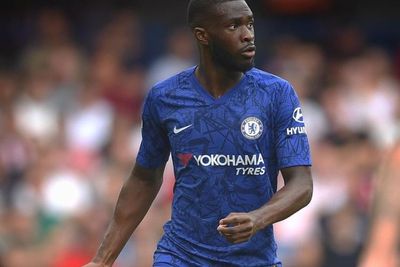 Bek Chelsea, Fikayo Tomori Pertimbangkan Tawaran Pinjaman dari Everton