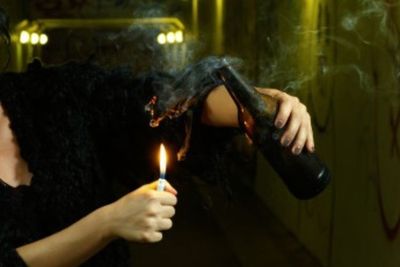 Sebuah Kapal Dilempari Molotov oleh Warga di Sulsel, Belasan Pelaku Ditangkap
