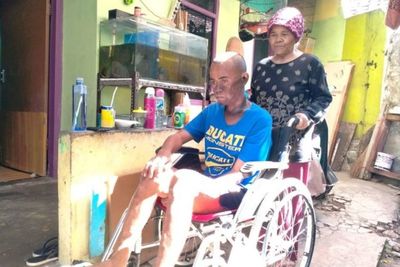 Sedih, Idap Kanker Mematikan, Driver Ojol Ini Terpaksa Berhutang untuk Biaya Pengobatan