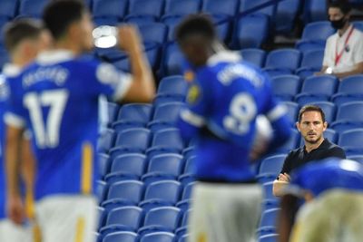 Benitez: Abramovich Sudah Habiskan Banyak Uang, Chelsea Harus Menang!