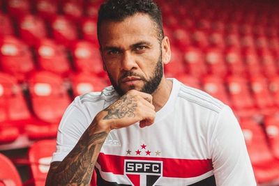 Banyak Masalah, Dani Alves Tidak Betah di Sao Paolo, Mau Kembali ke Eropa