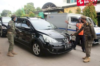 Pemobil Tabrak Satpol PP di Jaktim, Polisi: Dia Gangguan Jiwa, Ada Luka dan Sundutan Rokok