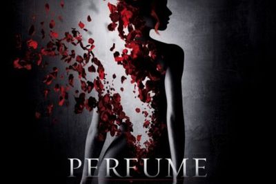Sinopsis Parfum: The Story of a Murderer (2006) - Meracik Parfum dengan Tubuh Para Gadis
