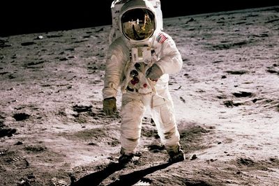 NASA Berencana Daratkan Wanita Pertama di Bulan Tahun 2024, Wih!