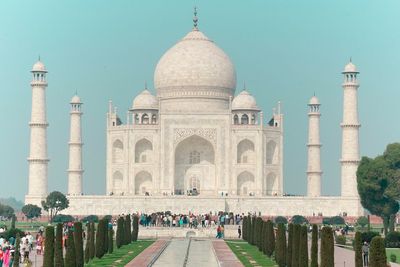 Setelah 6 Bulan Tutup, Taj Mahal Kembali Dibuka untuk Wisatawan