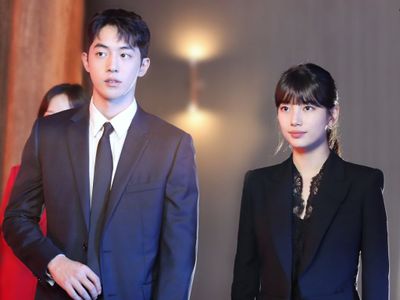 Drama Terbaru Start-Up Tampilkan Foto-foto Suzy dan Nam Joo Hyuk di Balik Layar