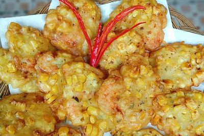Gurih dan Manis, Berikut Resep Bakwan Jagung Udang yang Patut Dicoba