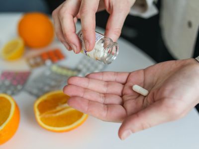 Kadar Vitamin C Rendah Dikaitkan dengan Penyusutan Otak, Ini Temuan Peneliti