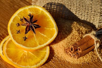Wah, Ternyata Kayu Manis dan Lemon Bisa Jadi Antiseptik Alami Lho!