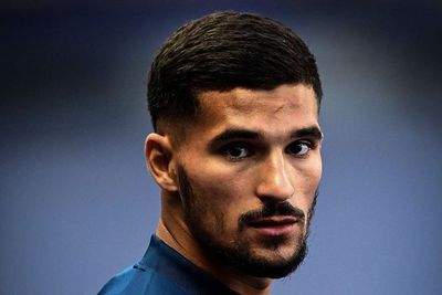 Bagi Lyon, Keuangan Arsenal Seperti Anak SD Yang Jajannya Buat Sedih