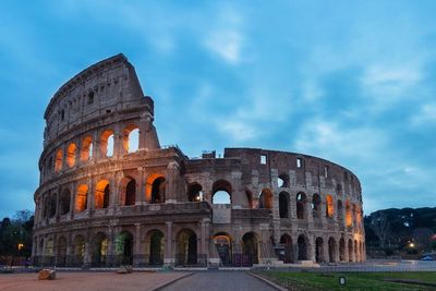 Lagi, Turis Terciduk Melukai Colosseum Roma, Kali Ini Orang Irlandia
